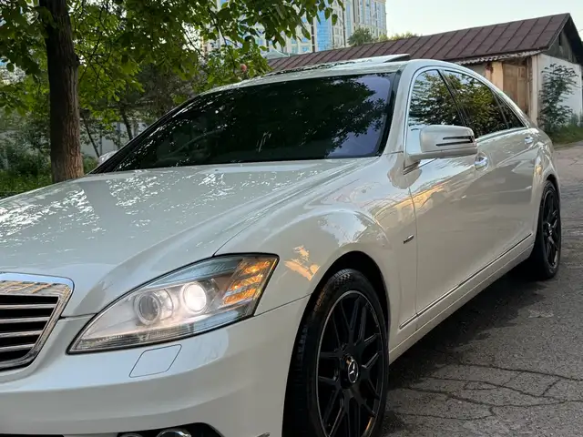 Mercedes-Benz S class