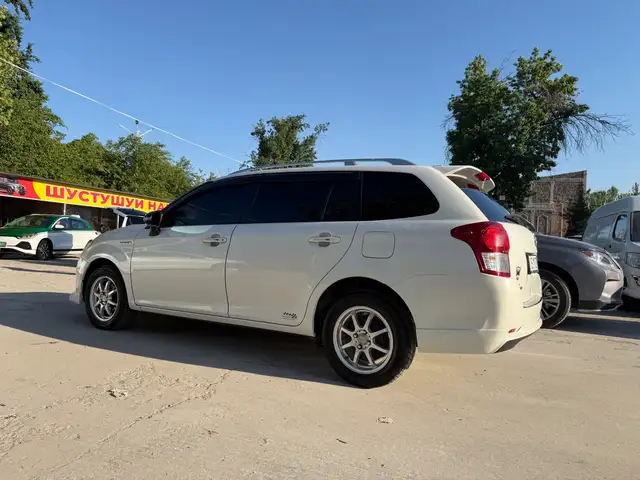 Toyota Fielder