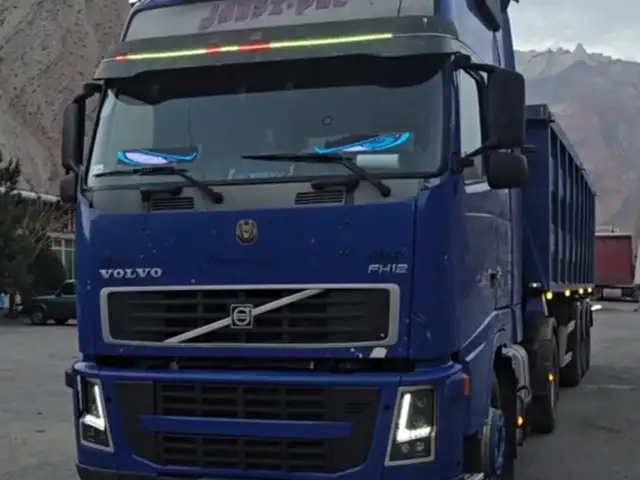 Седельный тягач Volvo, 2005, Хуҷанд