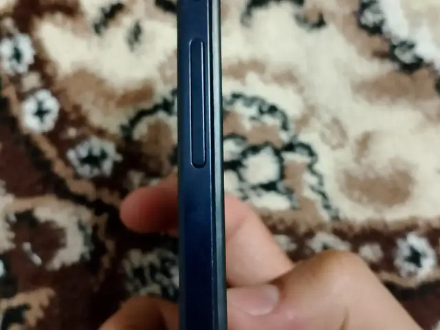 Tecno Camon 40, Душанбе