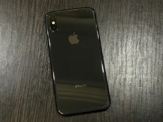 Apple iPhone X, 64 gb, Space Grey, Хуҷанд