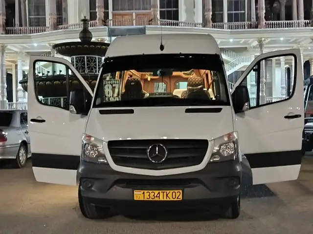 Микроавтобус Mercedes-Benz Sprinter, 2016, Худжанд