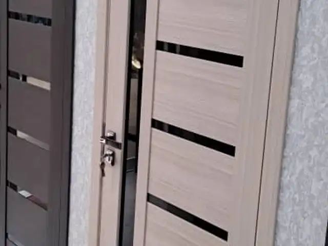 Дверь, Душанбе