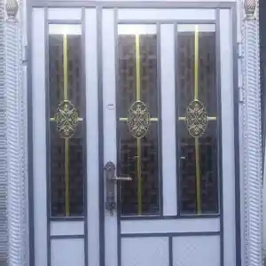 Дверь, Душанбе