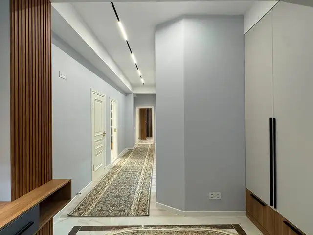 4-комн. квартира, 15 этаж, 109 м², 82 мкр, Душанбе - 7