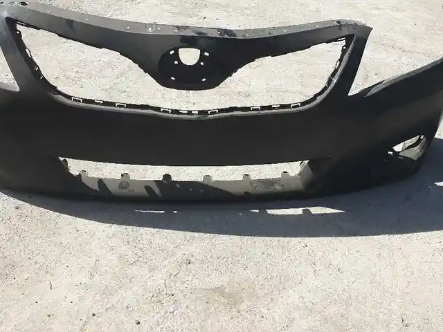 Передний бампер от Toyota Camry 2, Душанбе