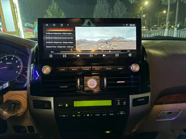 Штатная магнитола от Toyota Land Cruiser Prado, Душанбе