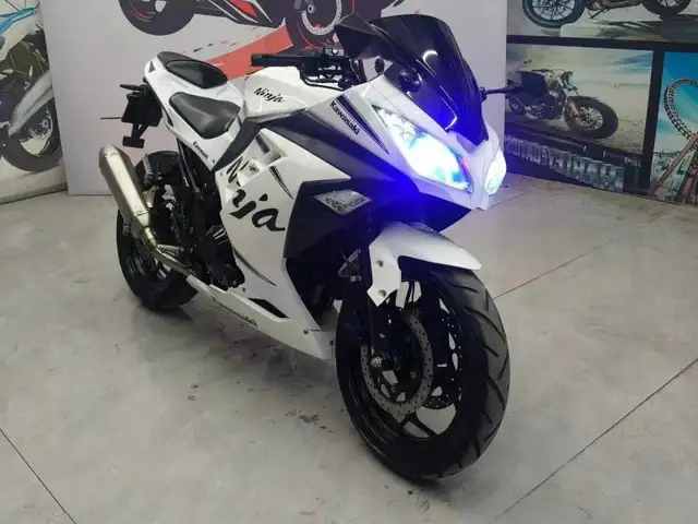 Мотоцикл Kawasaki 400 под заказ, Душанбе