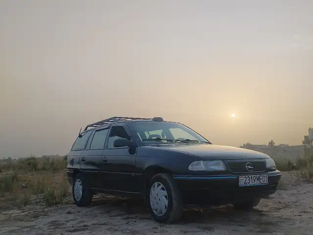 Opel Astra F