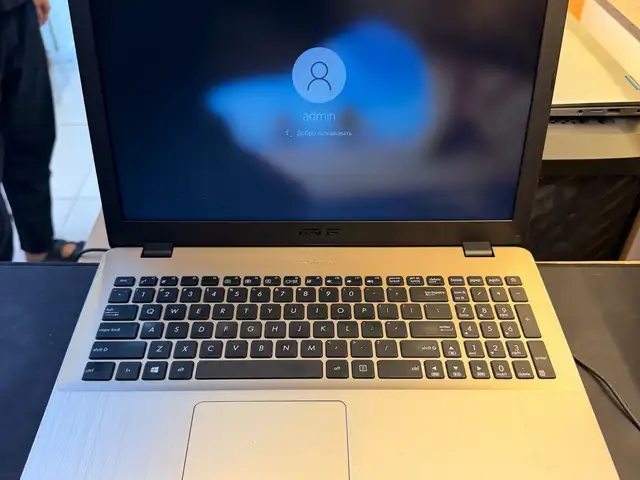 Игровой ноутбук asus i7-8gen/16gb/256gb/mx130, Душанбе
