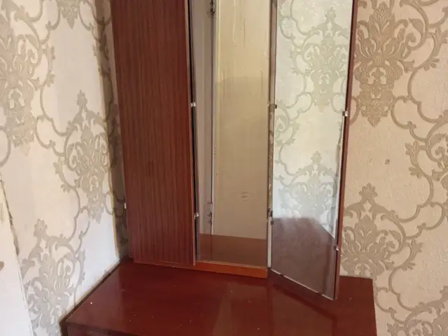 Трюмо, Бустон (Чкаловск)