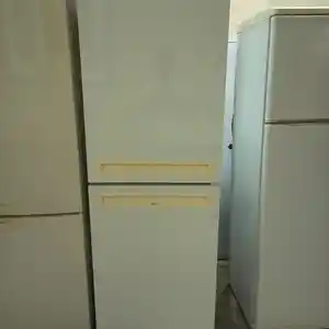 Двухкамерный холодильник, Конибодом