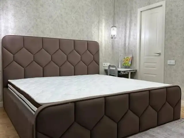 Кровать двуспальная, Душанбе