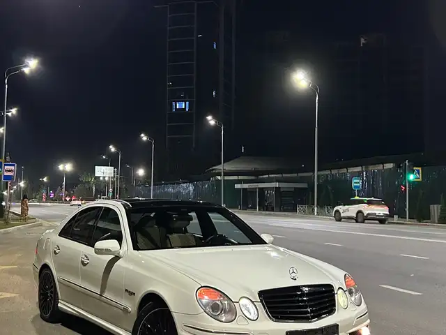 Mercedes-Benz E class
