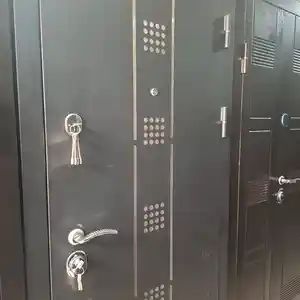 Входная дверь, Душанбе