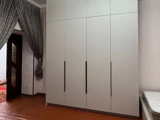 Шкаф, Душанбе