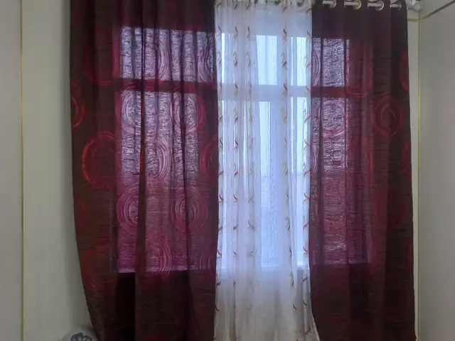 3-комн. квартира, 3 этаж, 30м², суд, Ёвон