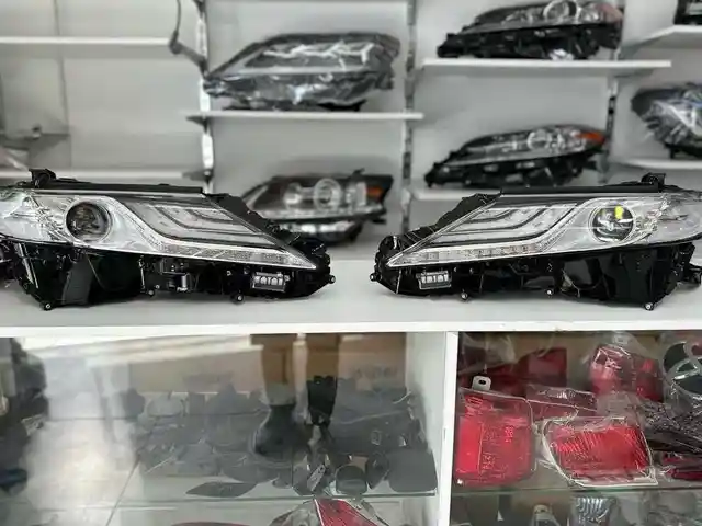 Передние фары на Toyota Camry 6, Душанбе