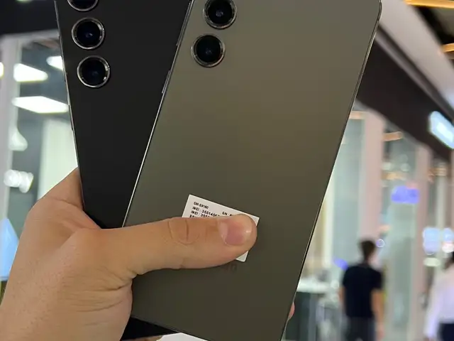 Samsung Galaxy S23+, Душанбе
