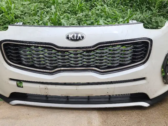Передний бампер от Kia, Худжанд