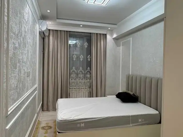 2-комн. квартира, 11 этаж, 70м², Исмоили Сомони, Душанбе