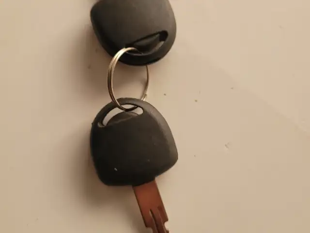 Ключи для Opel, Хуҷанд