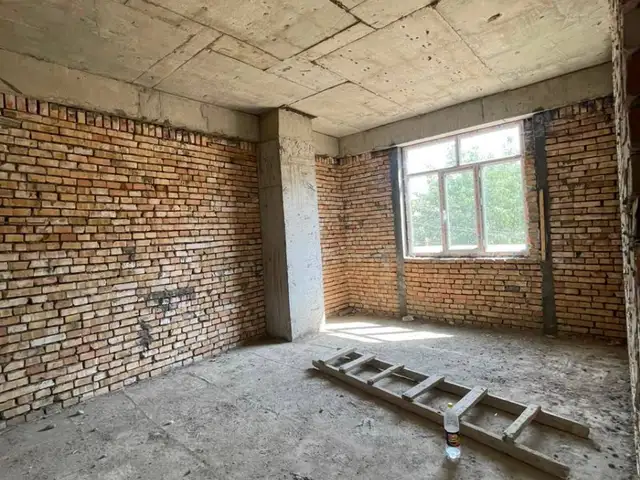 2-комн. квартира, 2 этаж, 80 м², Сомони, Душанбе