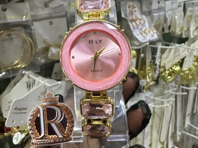 Часы, Худжанд