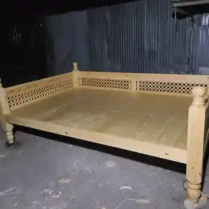 Топчан, Душанбе