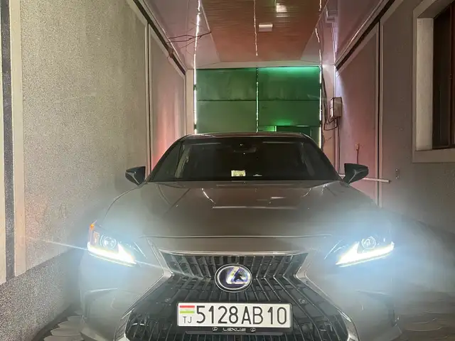 Lexus ES series