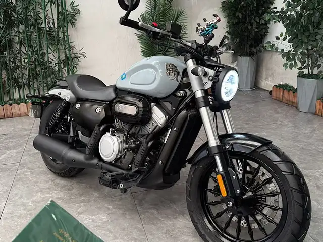 Мотоцикл Benda chinchilla 300 cc, Душанбе