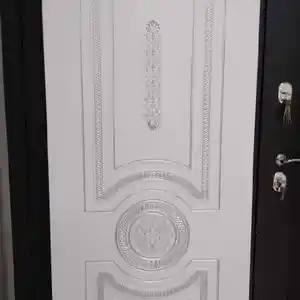 Дверь, Душанбе