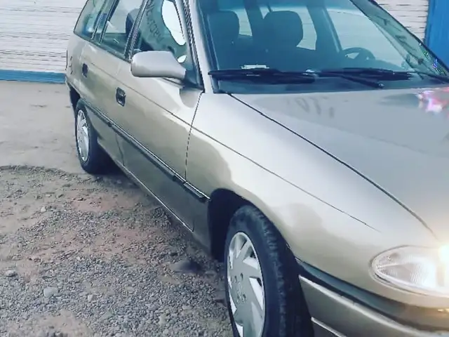 Opel Astra F