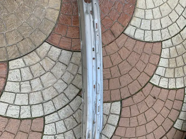 Порог BMW E39, Худжанд