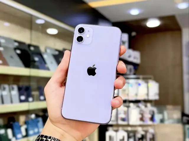 Apple iPhone 11, 128 gb, Product Red, Худжанд