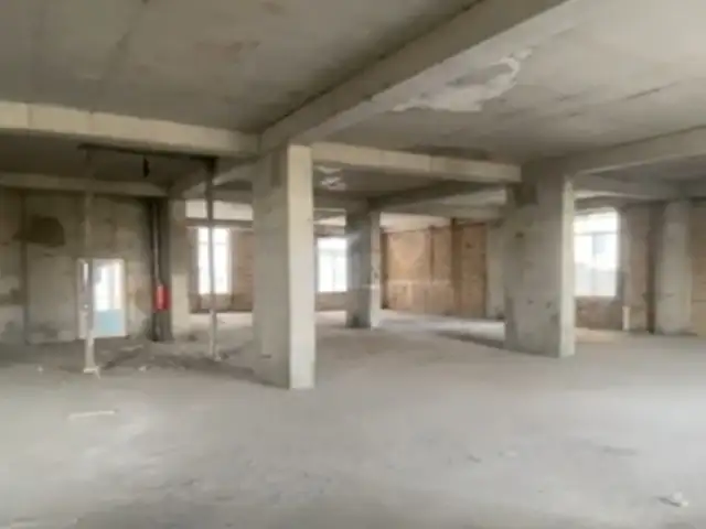 Помещение под магазин / салон, 824м², И Сомони, Душанбе