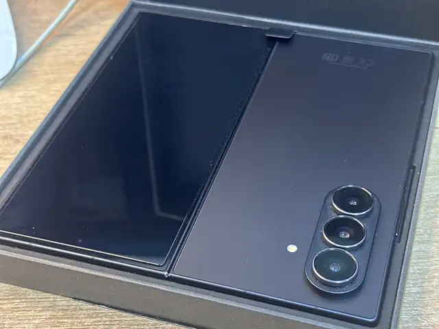 Samsung Galaxy Z Fold 7 256gb, Худжанд