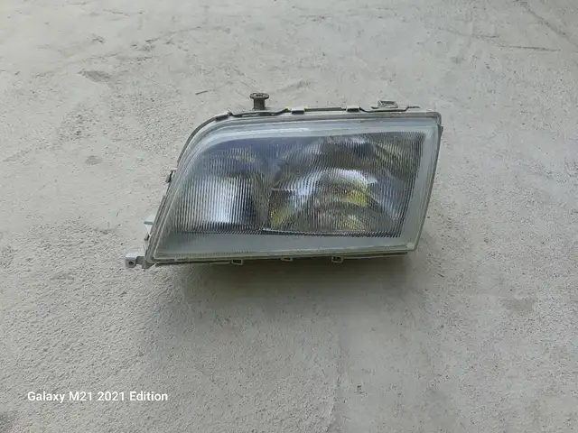 Передние фары от Mercedes-Benz W202, Худжанд