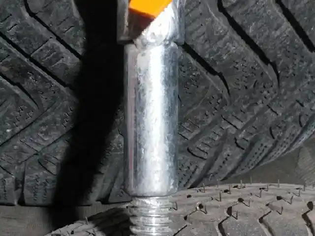 Буксировочный ключ от Opel, Хуҷанд