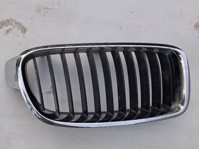 Решетка радиатора BMW F30, Душанбе