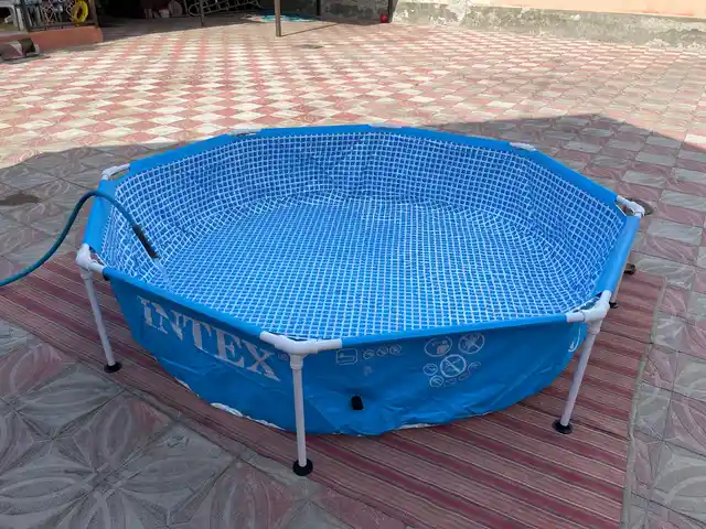 Бассейн intex, Худжанд