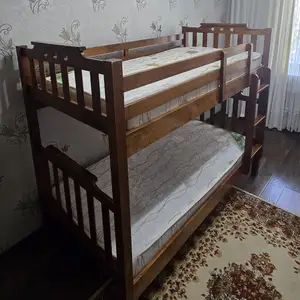 Двухъярусная кровать, Душанбе