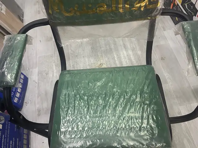 Стул барои намоз хони, Душанбе