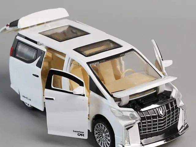 Машинка Alphard из прочного пластика, Бохтар (Курган-Тюбе)
