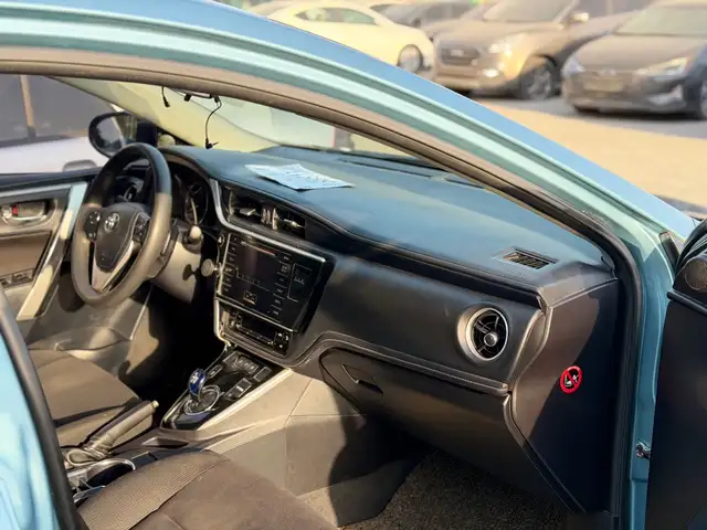 Toyota Corolla, 2017, Душанбе - 9