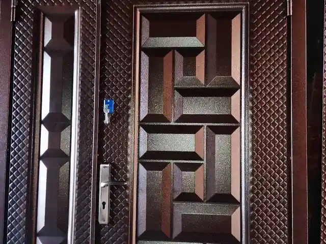 Дверь, Хуҷанд