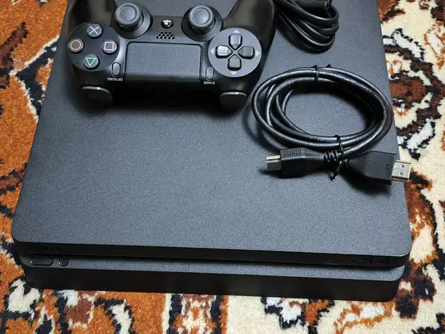 Игровая приставка Sony PlayStation 4 slim 7.03, Душанбе