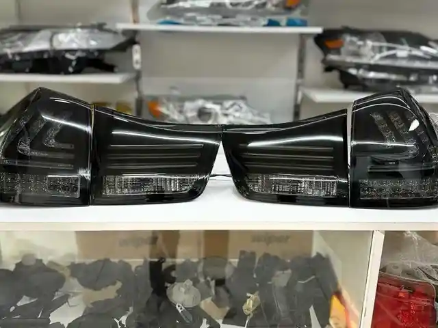 Задние стоп фары черные на Lexus RX330/350/400h, Душанбе
