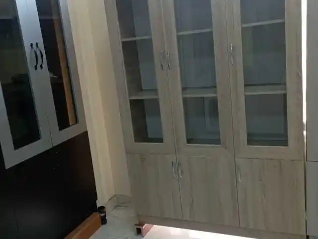 Книжный шкаф, Душанбе