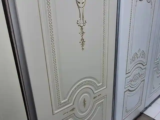 Дверь, Душанбе